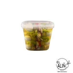 Boquerón y huevo de codorniz